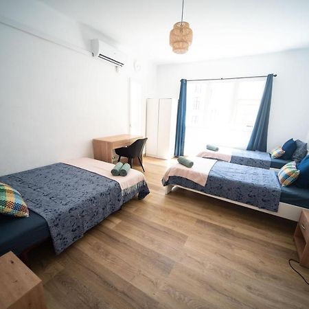 By Port Vell Rooms Барселона Экстерьер фото